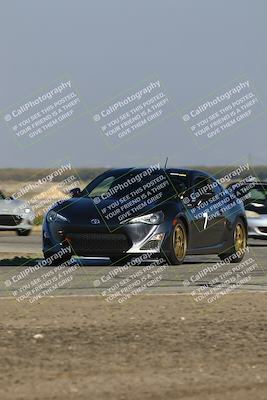 media/Oct-18-2025-Speed Ventures (Sat) [[8b3b7cf525]]/Purple/Session 1 (Sweeper)/